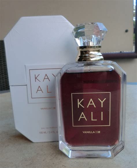 kayali vanilla 28 3.4 oz.